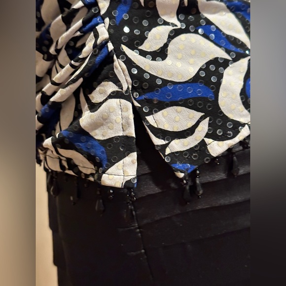 MSK Wrap Top Look Blue white black Floral Print. Black Beaded waist Fringe Sz S - Picture 6 of 13